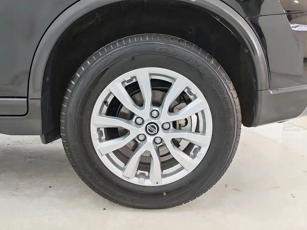 Nissan X-Trail — миниатюра 18