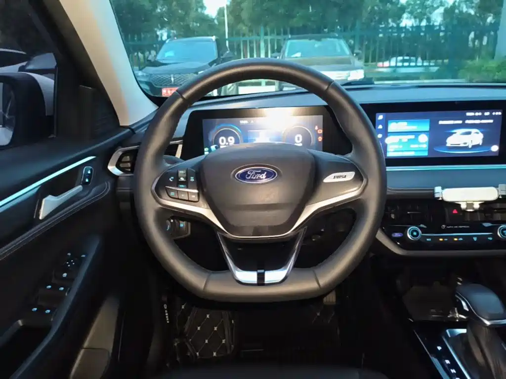 Ford Escort — миниатюра 11