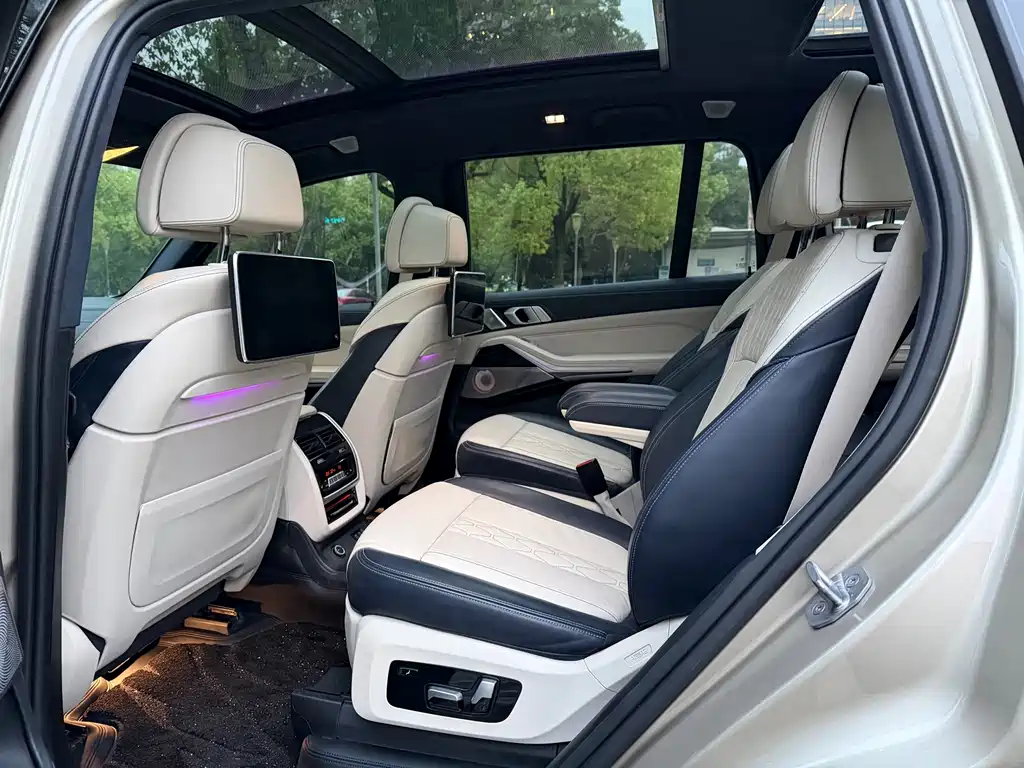 BMW X7 — миниатюра 18