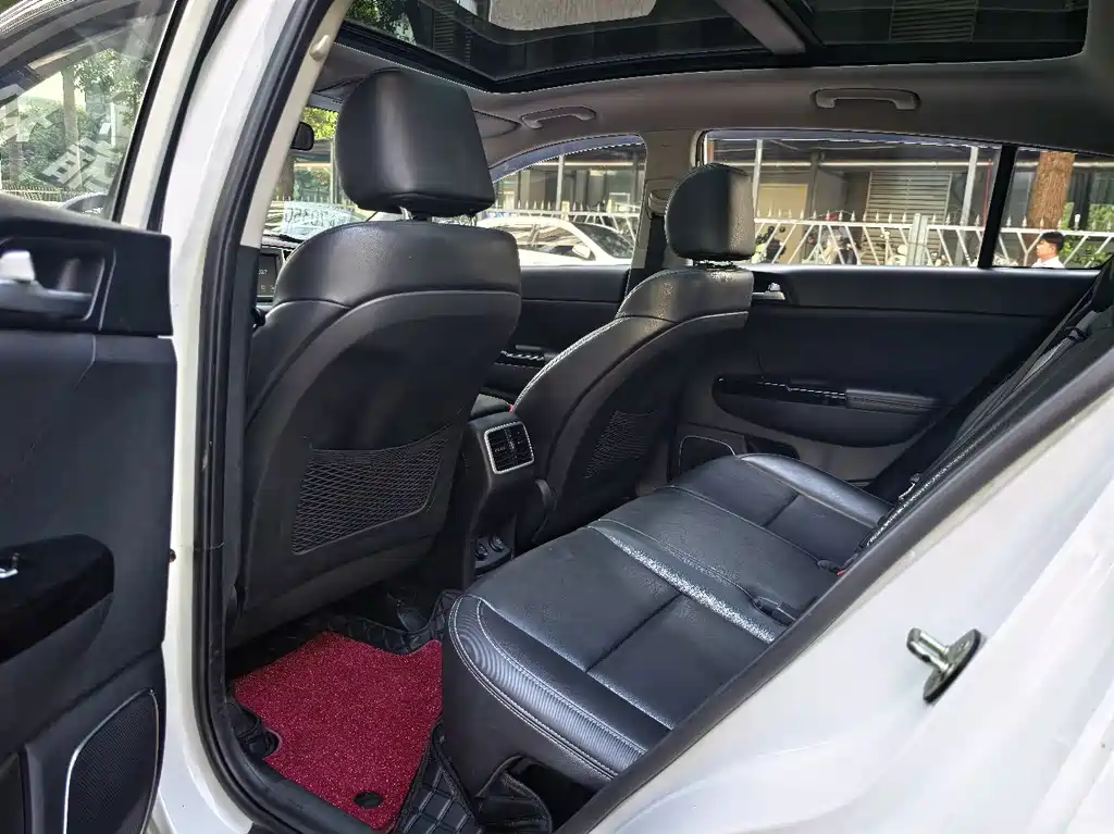 Kia KX5 — миниатюра 11