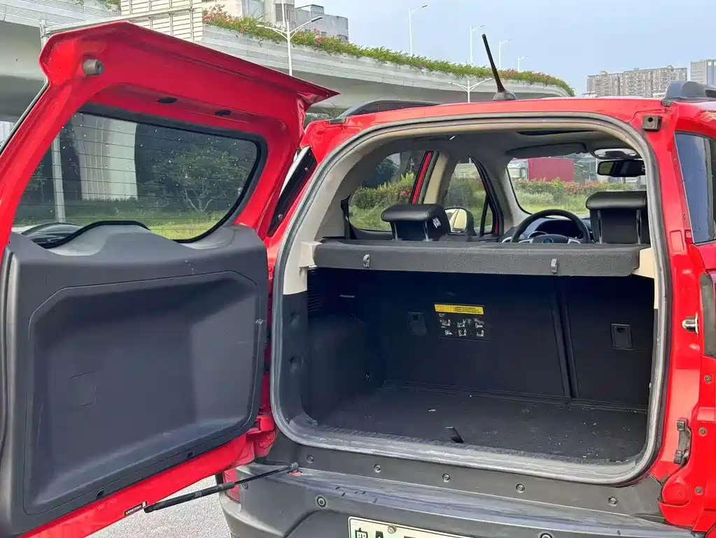 BYD Yuan EV — миниатюра 16
