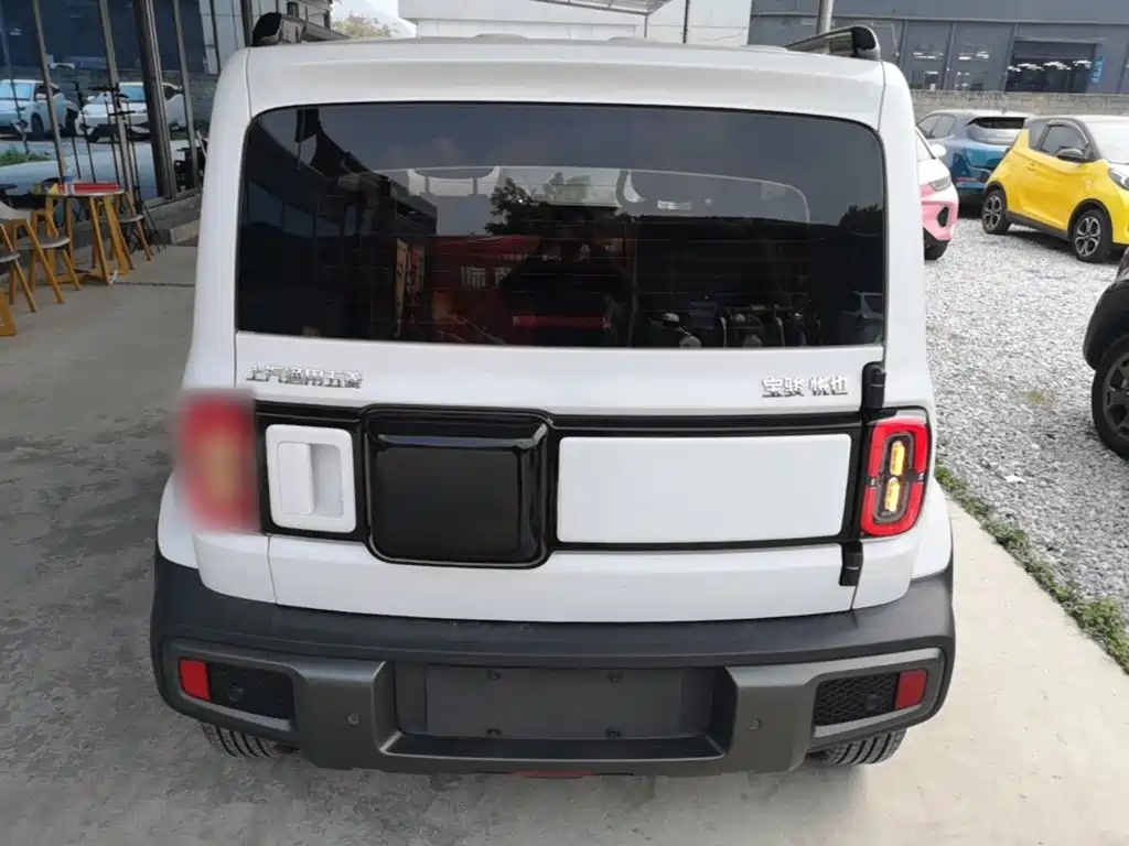 Baojun Yueye — миниатюра 6