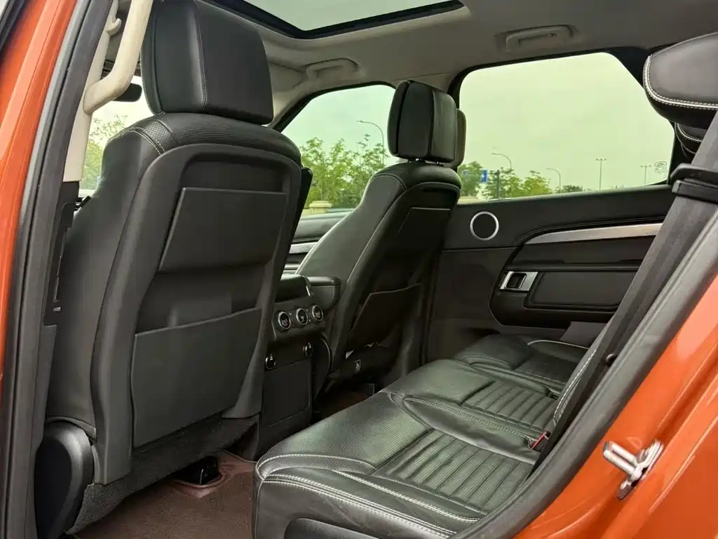 Land Rover Discovery — миниатюра 6