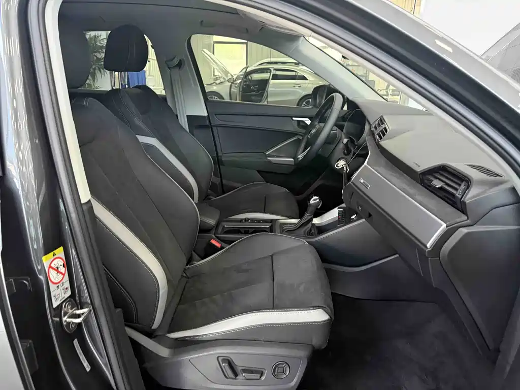 Audi Q3 — миниатюра 20