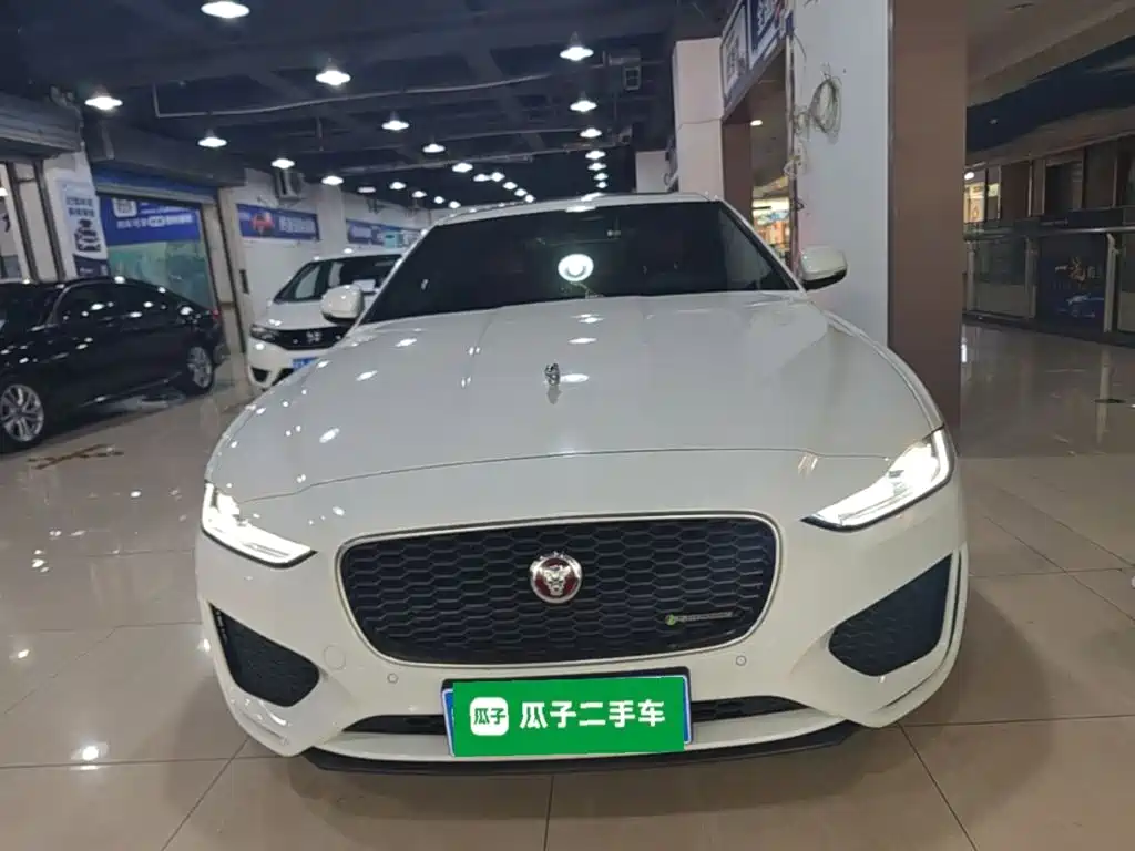 Jaguar XEL — миниатюра 3