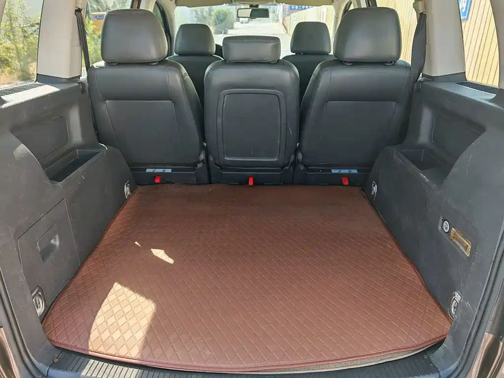 Volkswagen Touran — миниатюра 11
