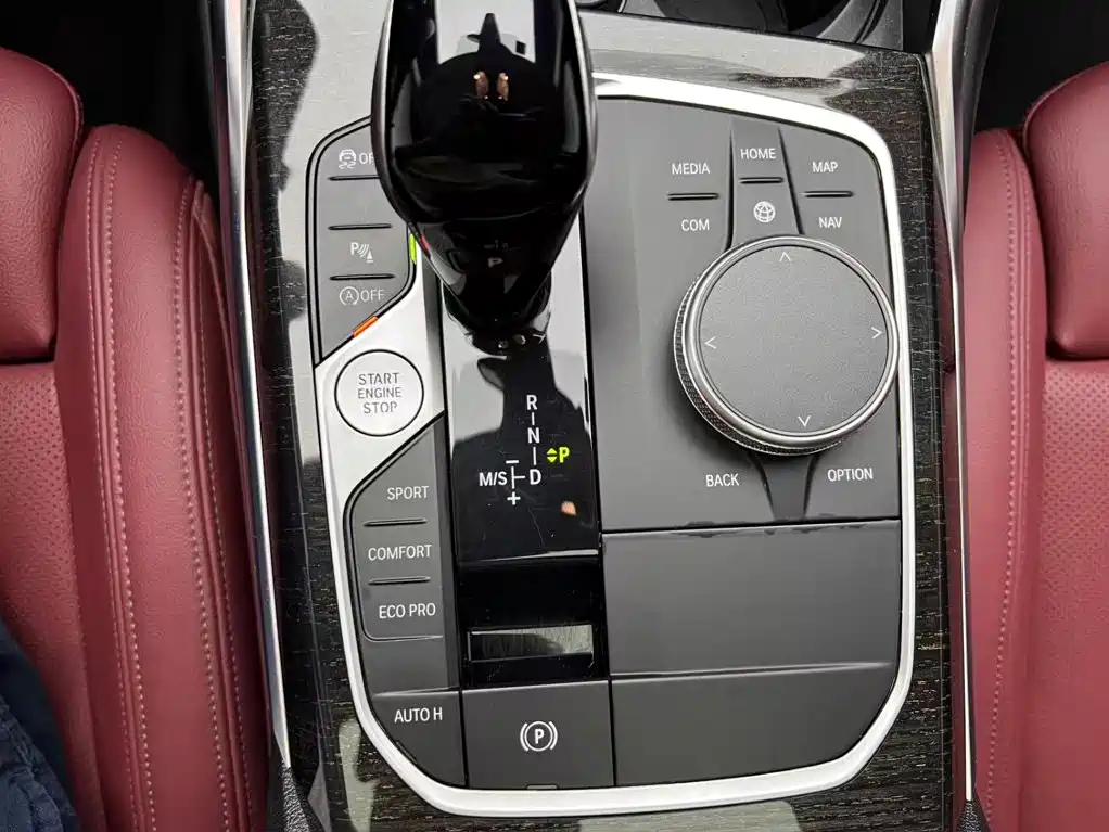 BMW 3 Series — миниатюра 12