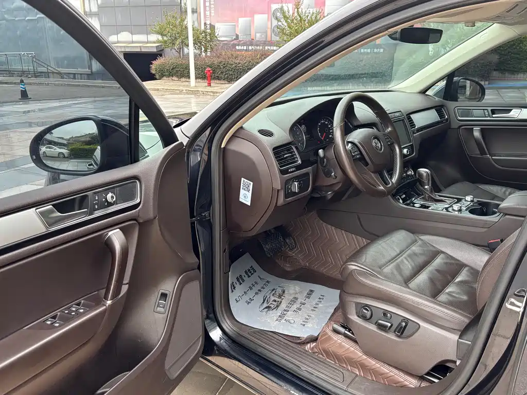 Volkswagen Touareg — миниатюра 31