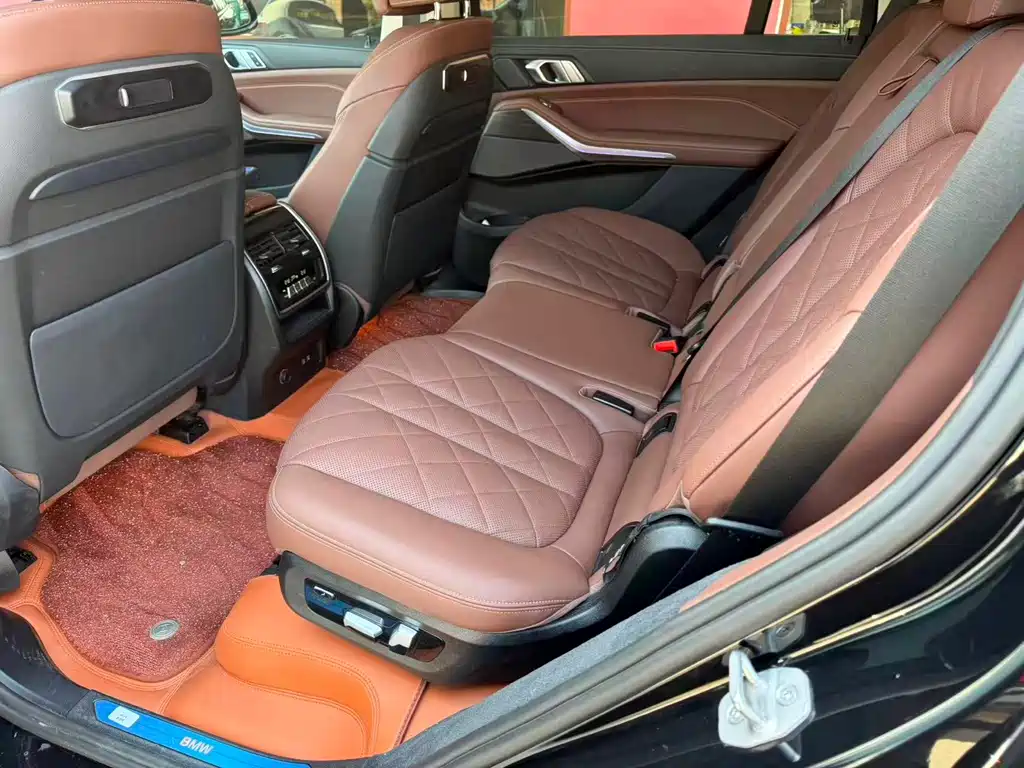 BMW X7 — миниатюра 8