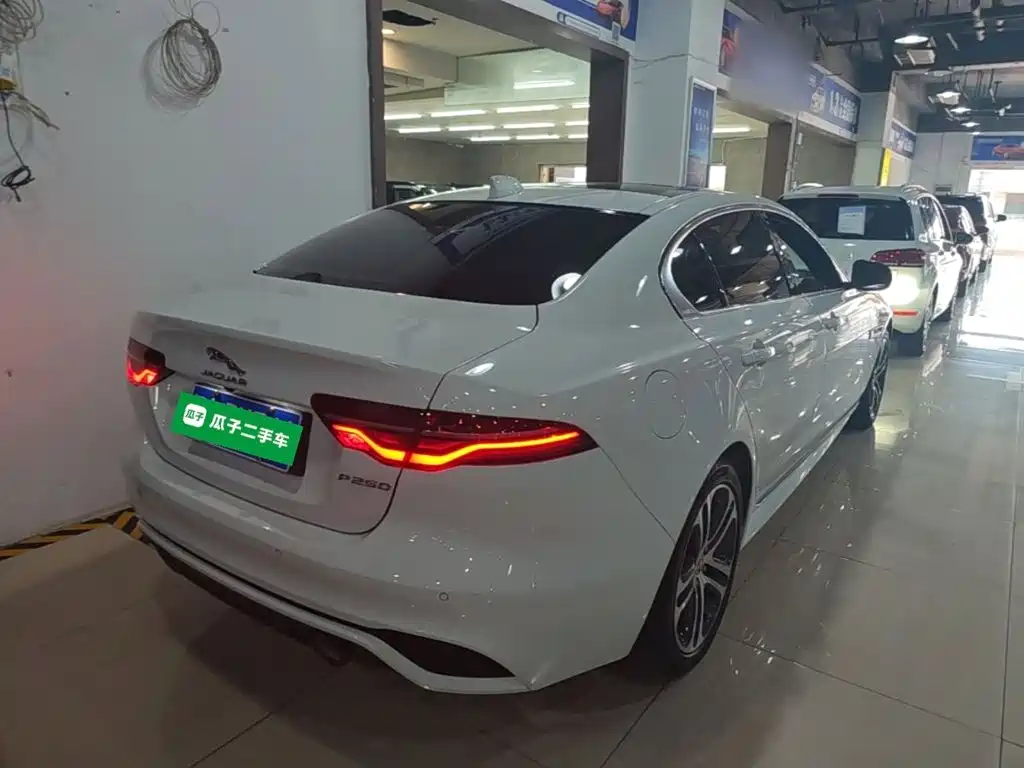 Jaguar XEL — миниатюра 7