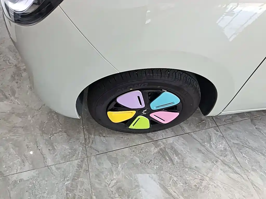 Wuling MINIEV — миниатюра 23