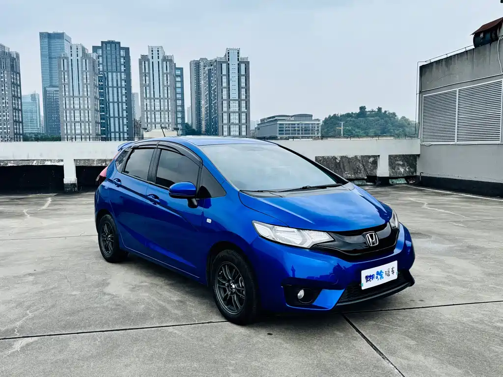 Honda Fit — миниатюра 8
