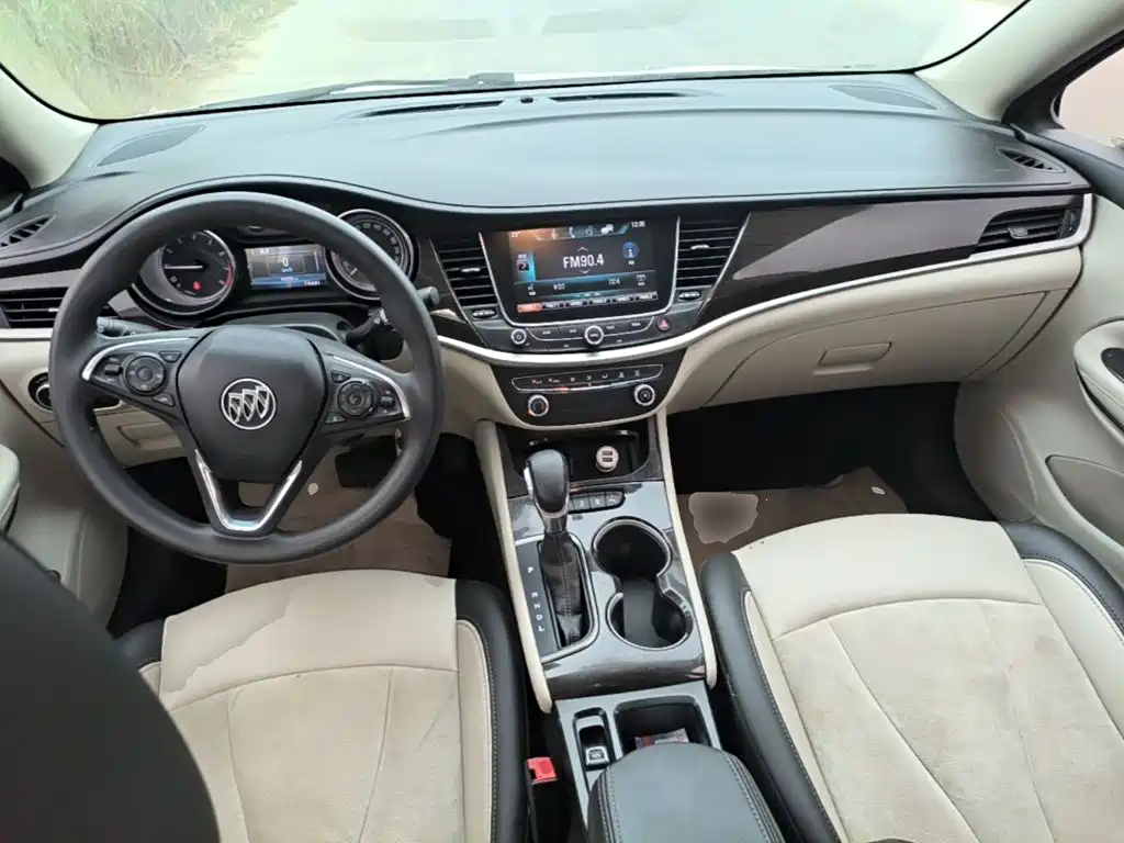 Buick Verano — миниатюра 10