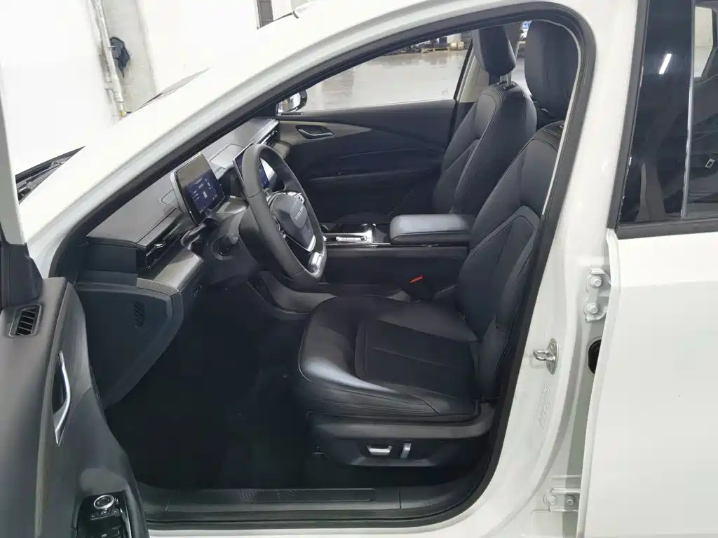 Wuling Xingguang — миниатюра 10