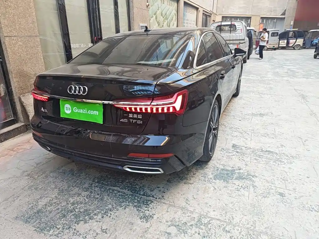 Audi A6L 2021 40 TFSI Luxury