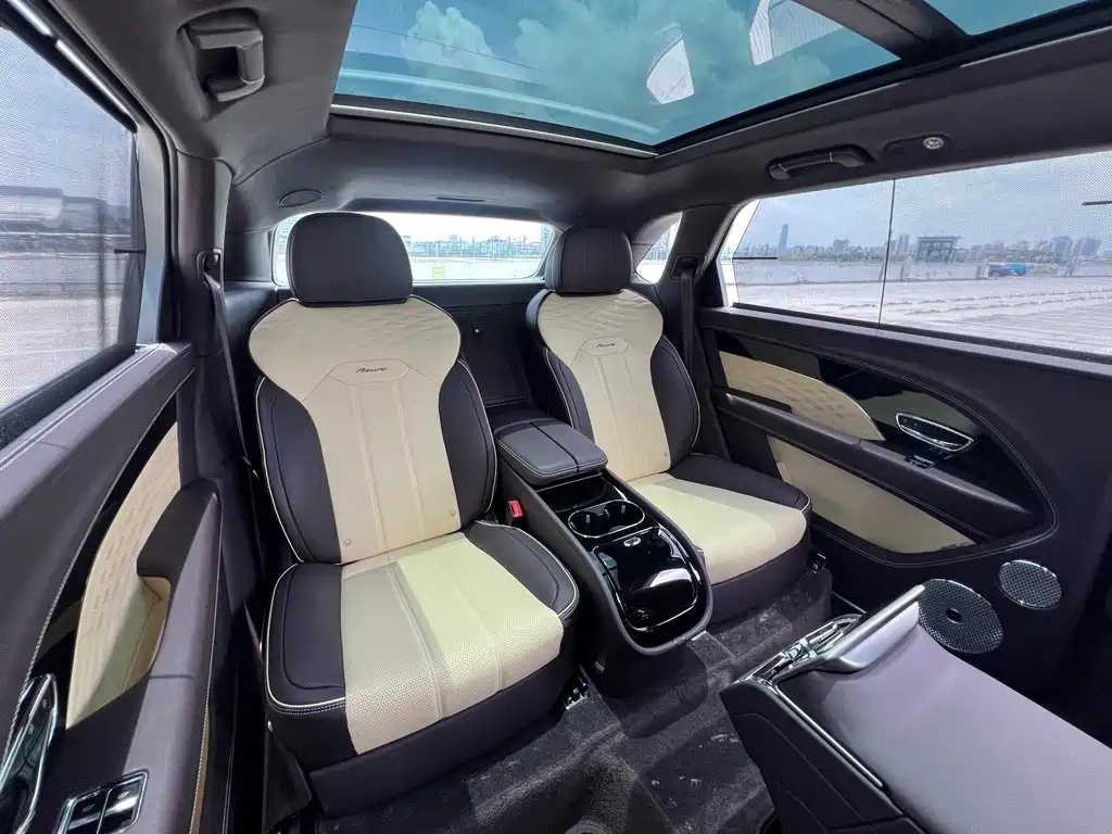Bentley Bentayga 2023 4.0T V8