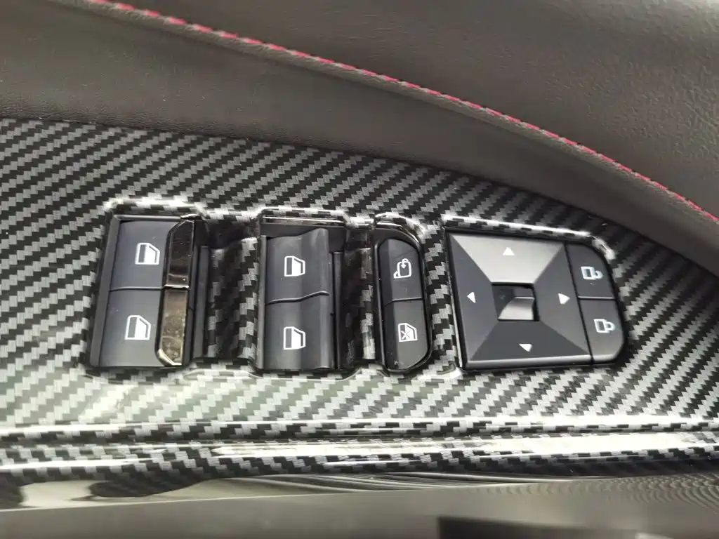 Ford Mondeo — миниатюра 9