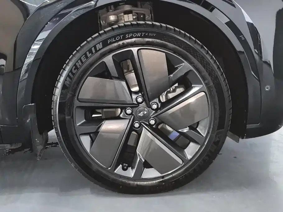 Li Auto Li L9 — миниатюра 6