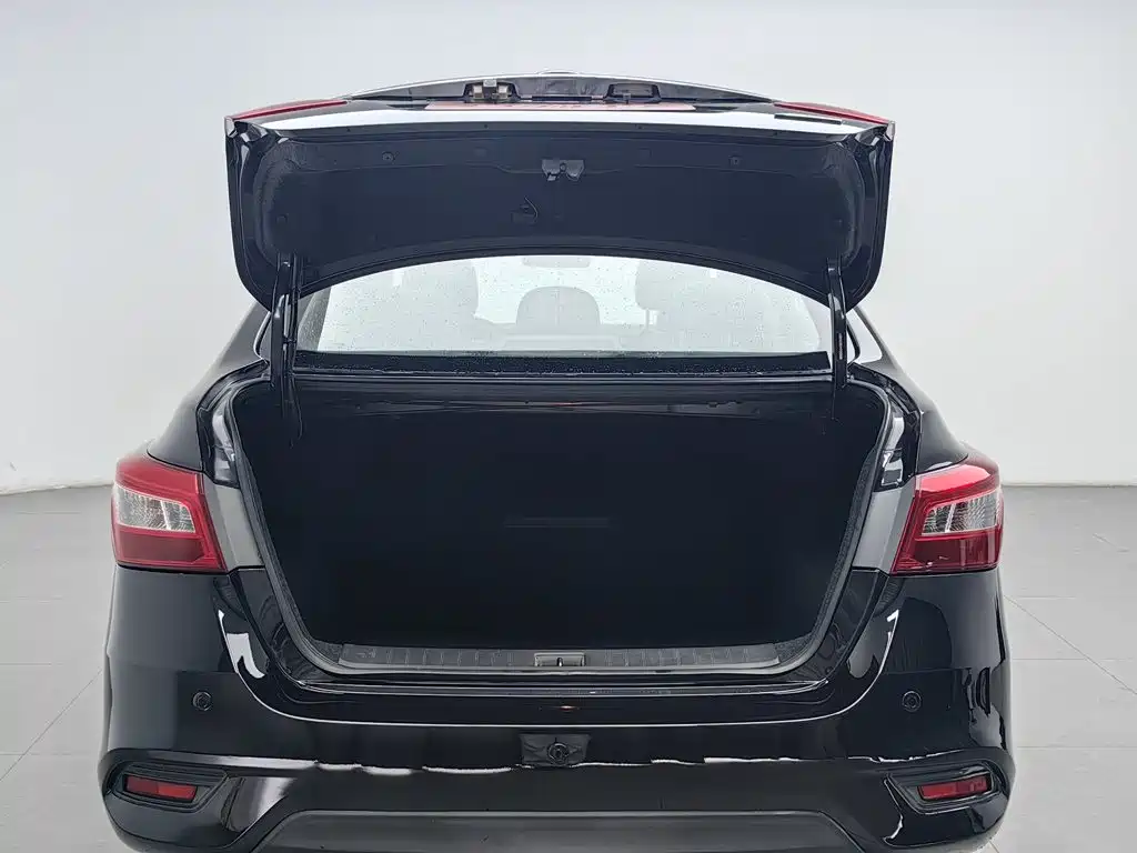 Nissan Sylphy — миниатюра 16