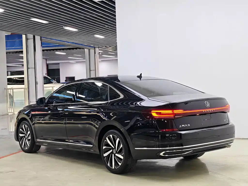 Volkswagen Passat — миниатюра 5