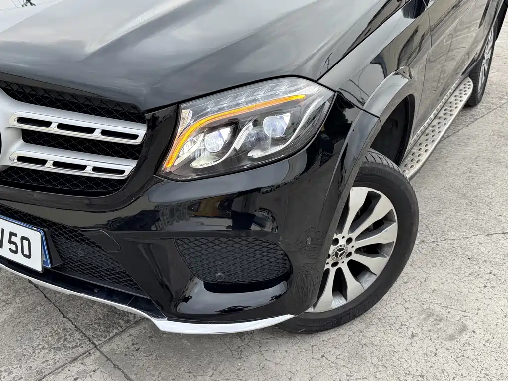 Mercedes-Benz GLS — миниатюра 8