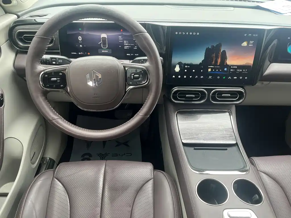 Leapmotor Leapmotor C11 — миниатюра 6