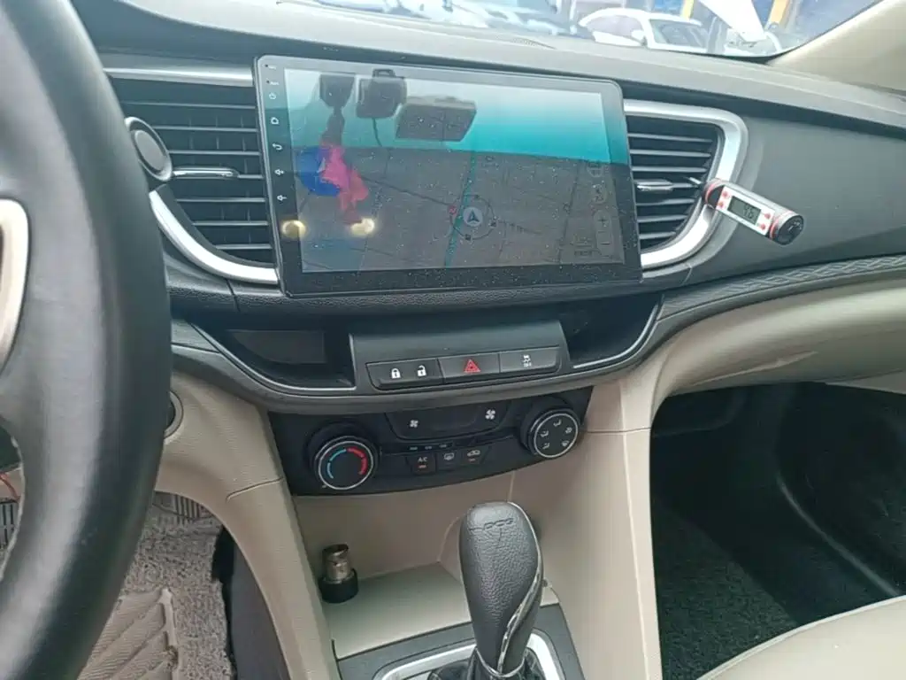 Buick Excelle — миниатюра 13