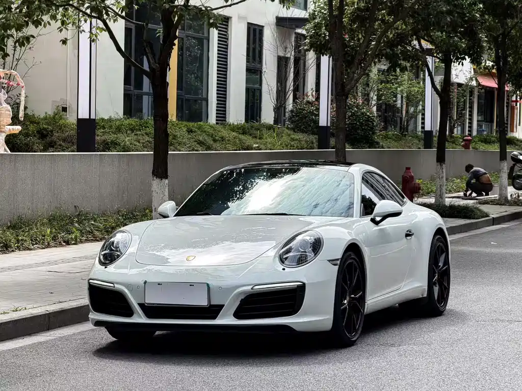 Porsche 911 2019
