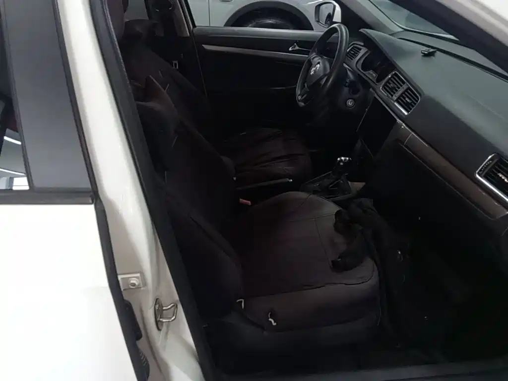Volkswagen Lavida — миниатюра 25