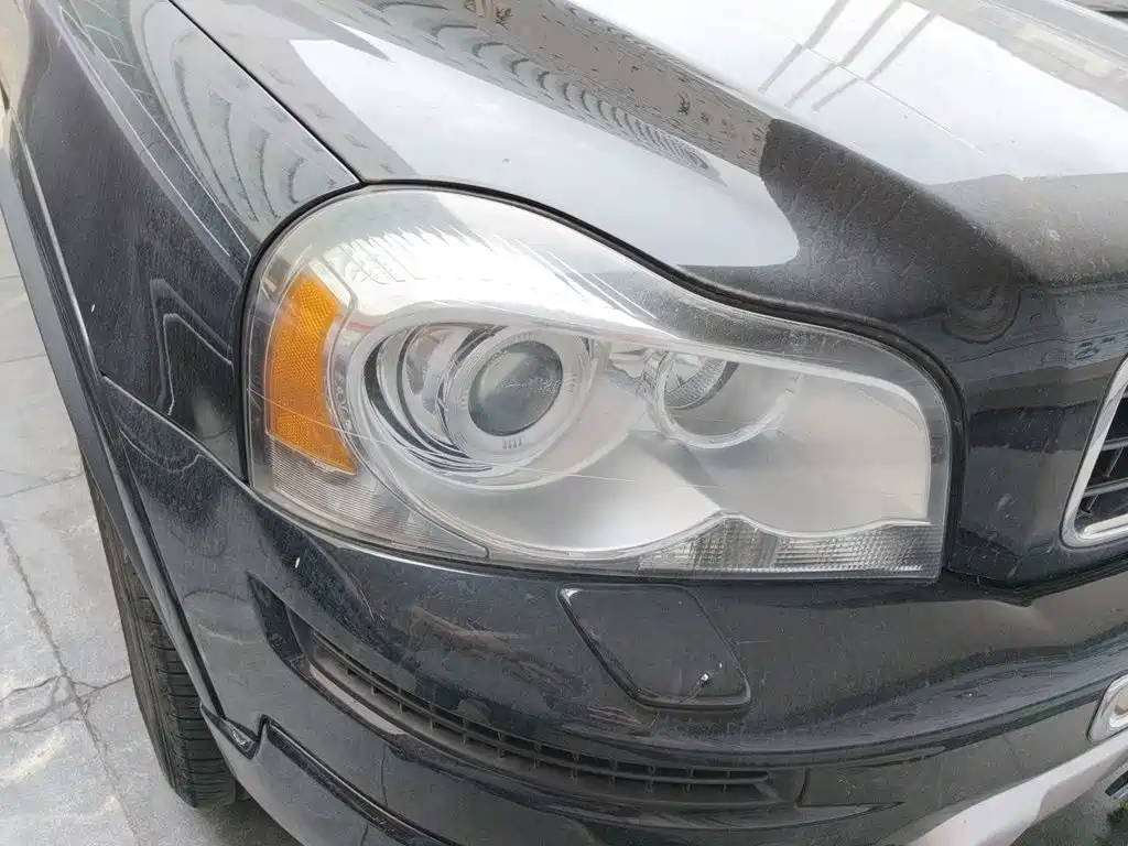 Volvo XC Classic — миниатюра 7