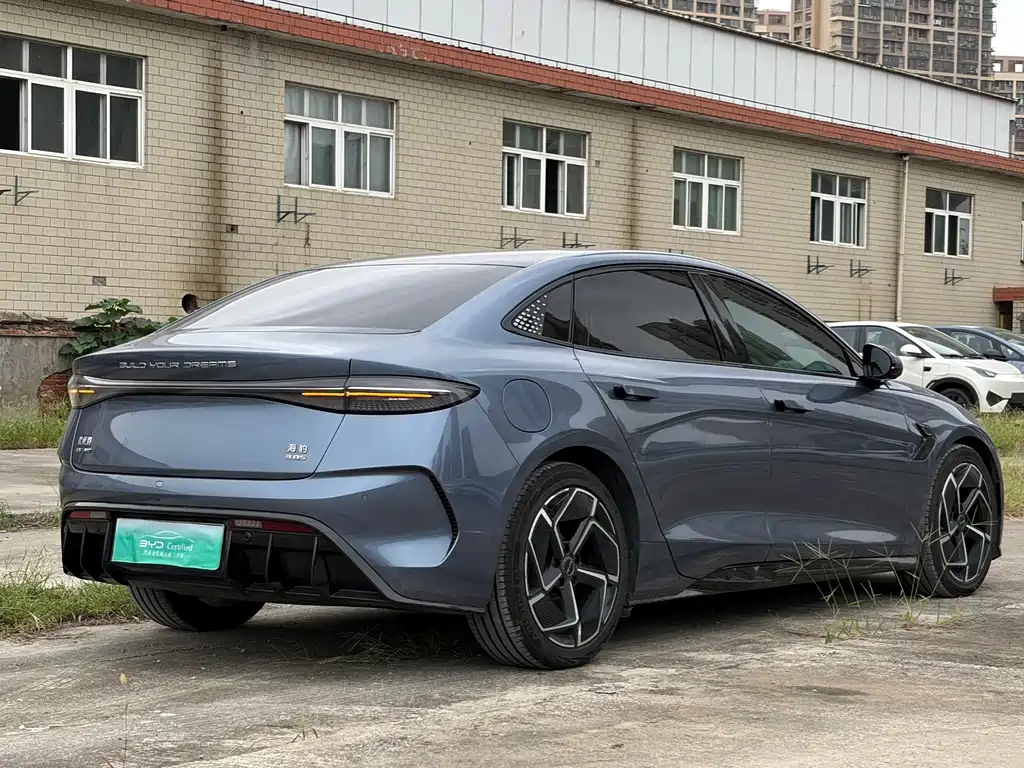 BYD Seal — миниатюра 6