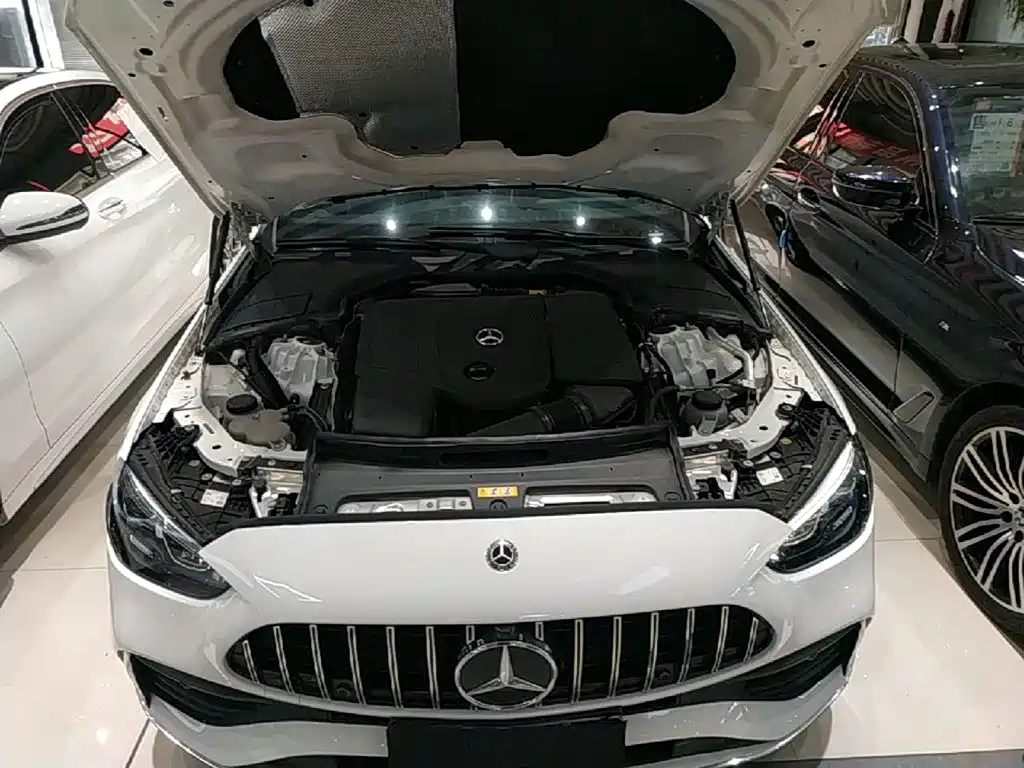 Mercedes-Benz C-Class — миниатюра 20