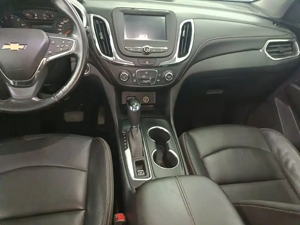 Chevrolet Equinox — миниатюра 14