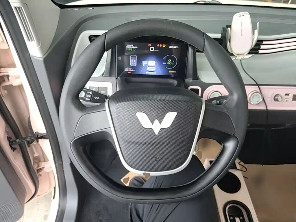 Wuling MINIEV — миниатюра 11