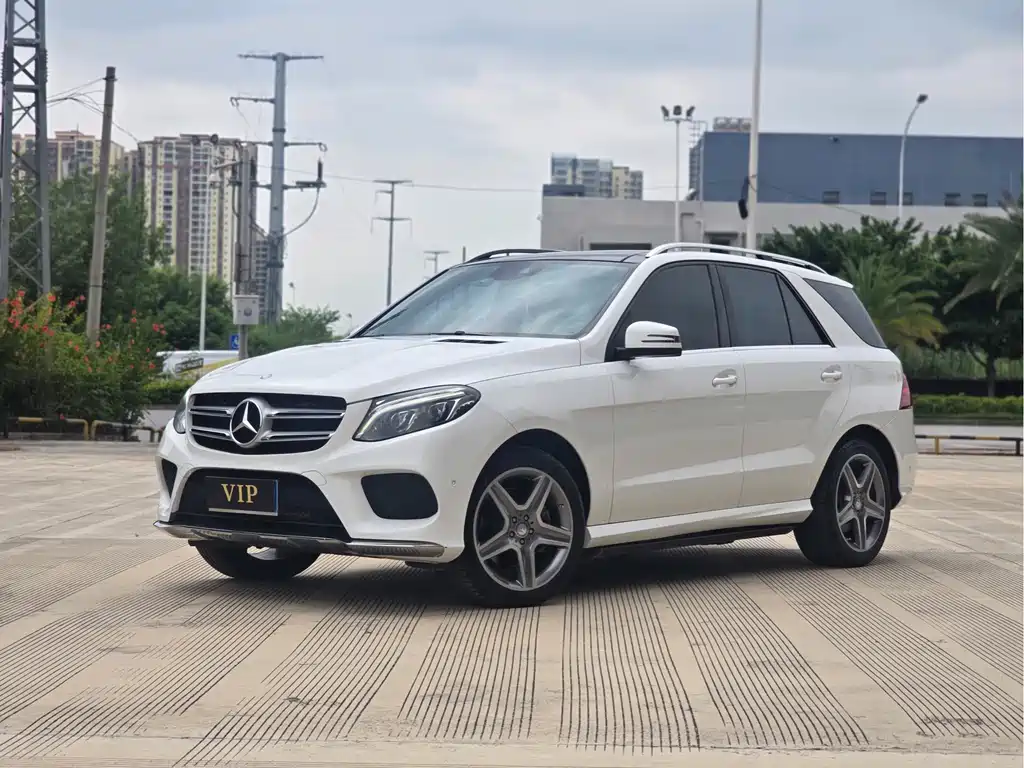 Mercedes-Benz GLE 2016