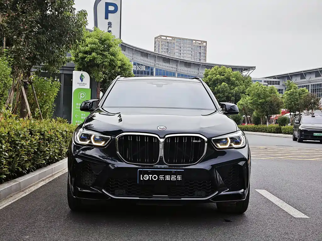 BMW X5 M — миниатюра 2