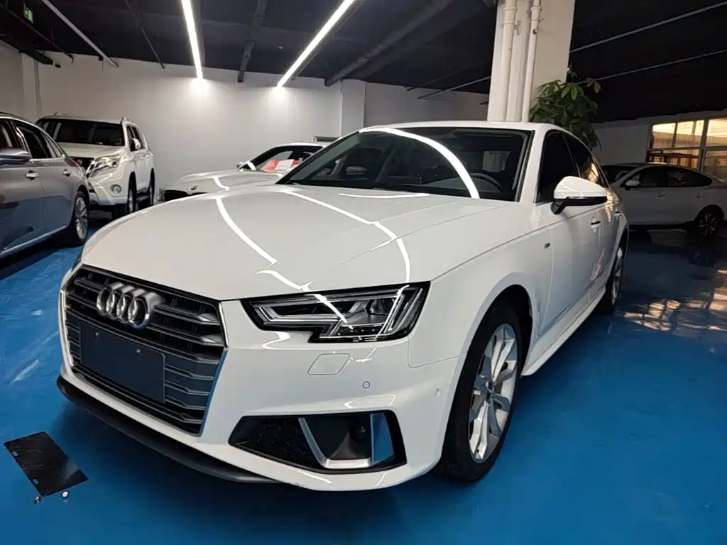 Audi A4L 2019 40 TFSI Fashion VI