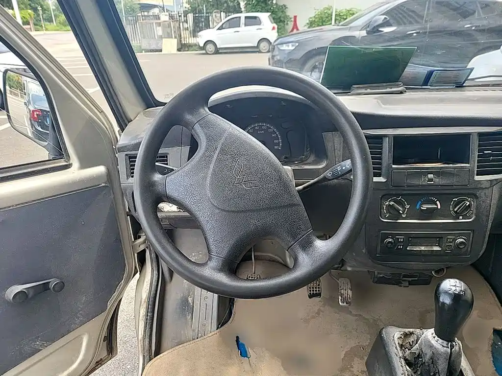 Wuling Zhiguang — миниатюра 11