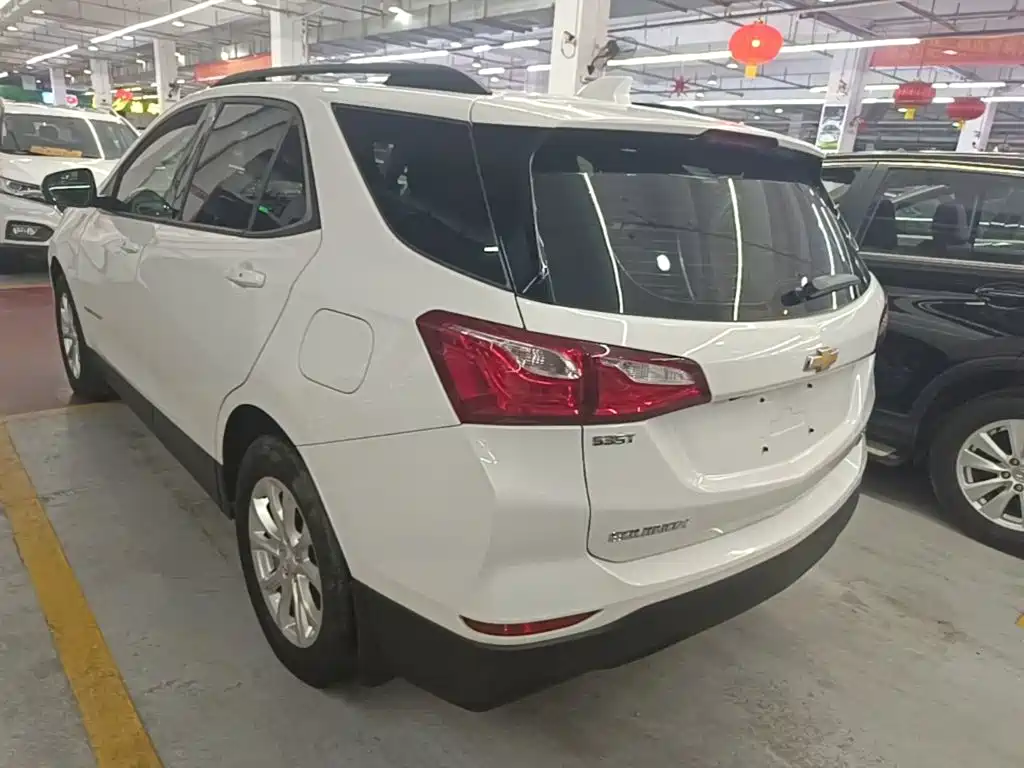 Chevrolet Equinox — миниатюра 5