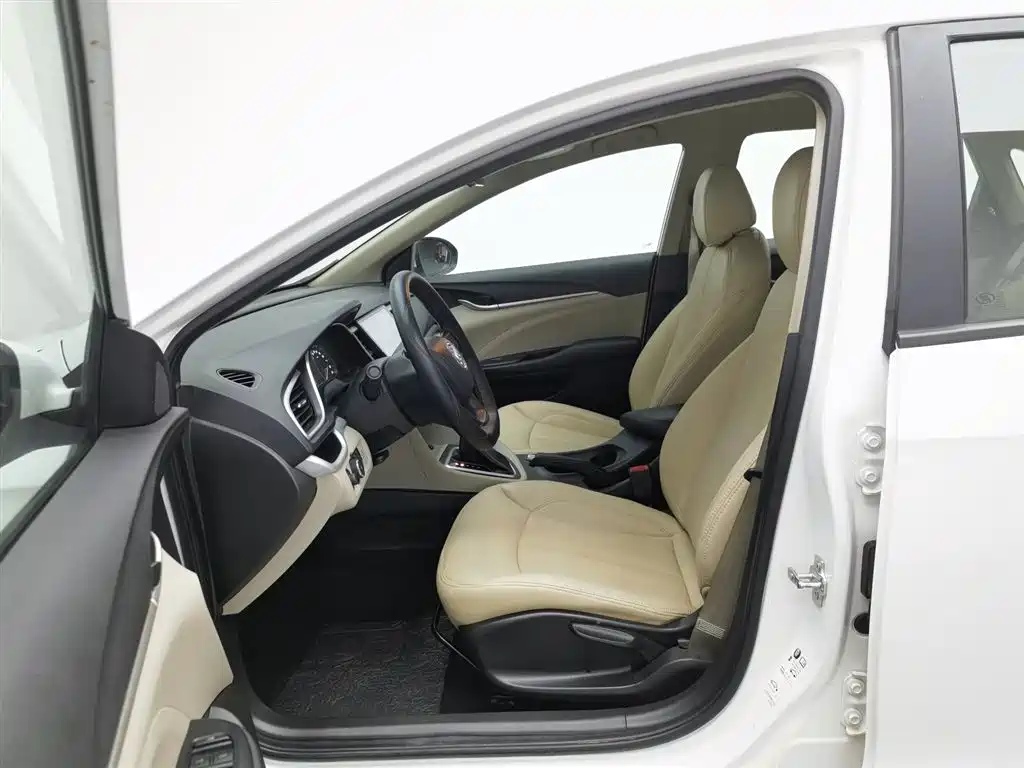 Buick Excelle — фотографии объявления, Фото 11