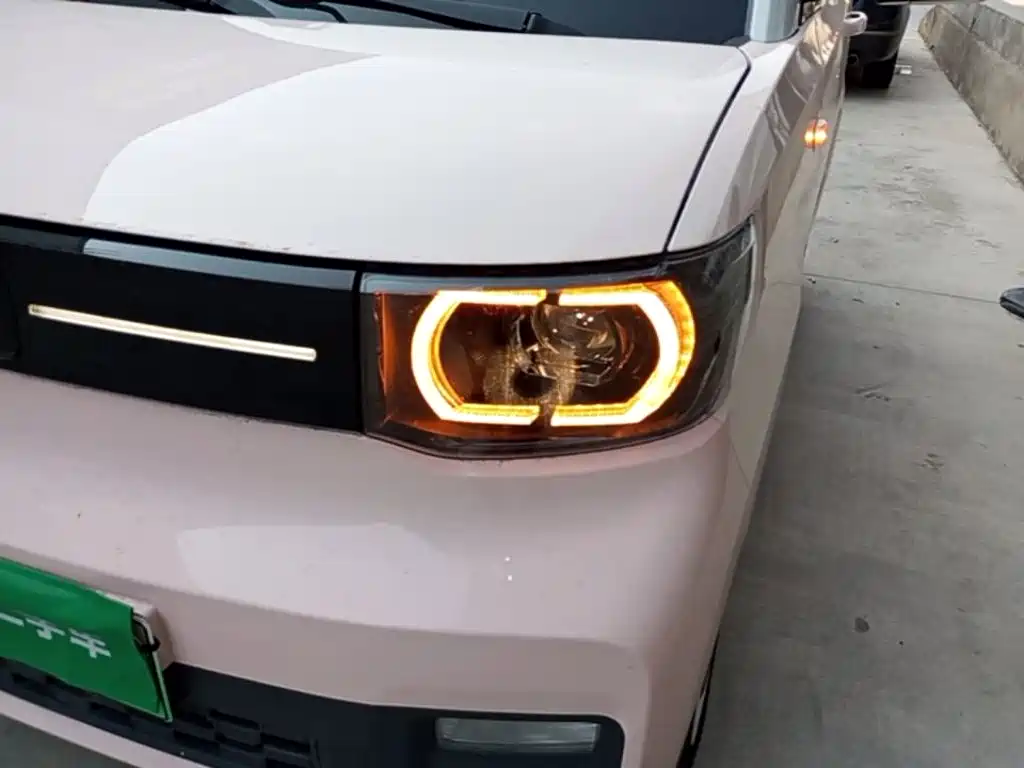 Wuling MINIEV — миниатюра 24