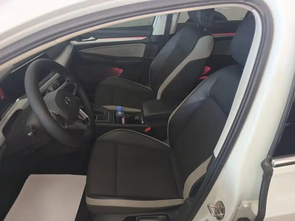 Volkswagen Golf — миниатюра 15