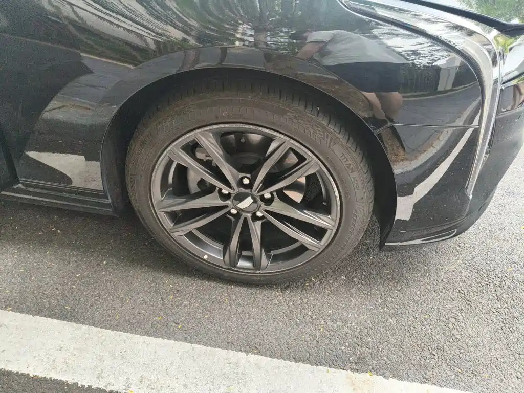 Cadillac CT4 — миниатюра 8