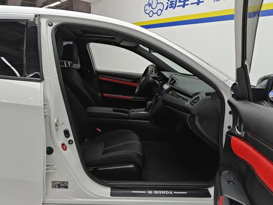 Honda Civic — миниатюра 8