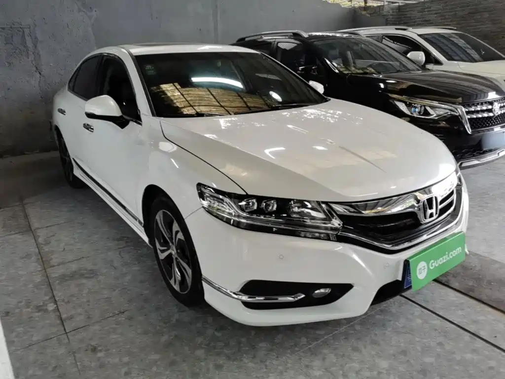 Honda Spirior 2015 2.4L Luxury