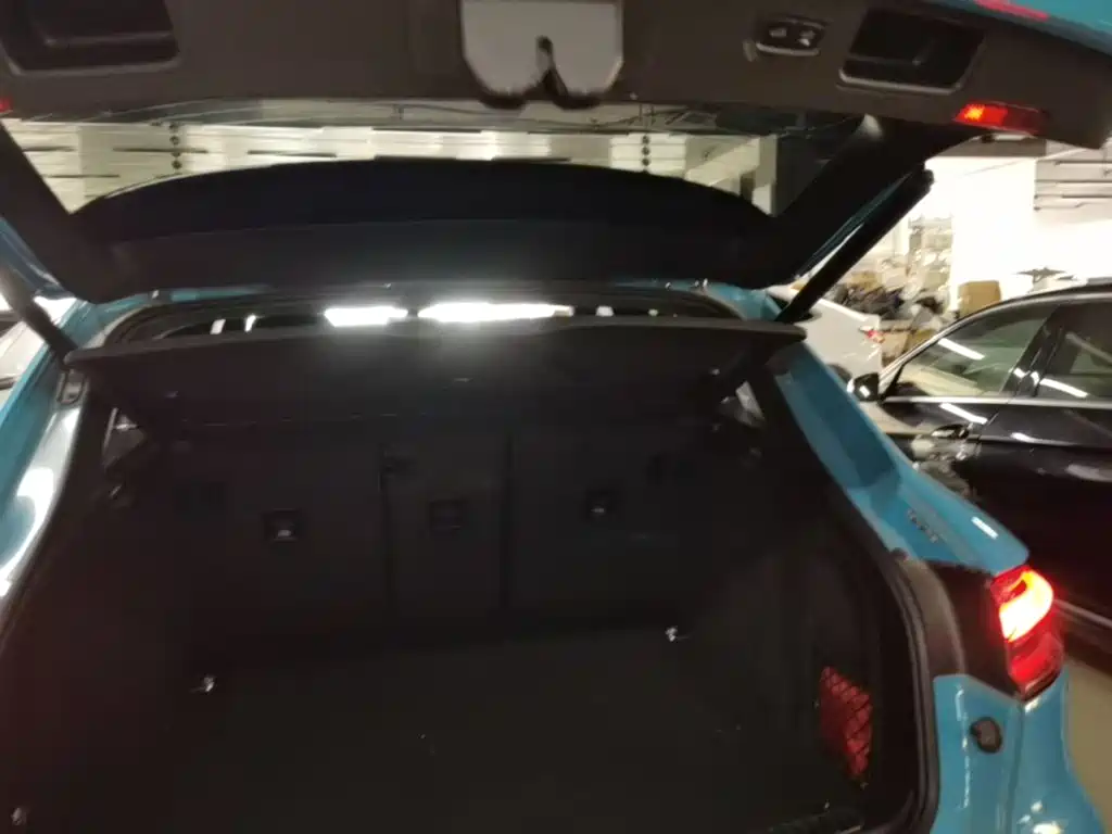 Porsche Macan — миниатюра 19