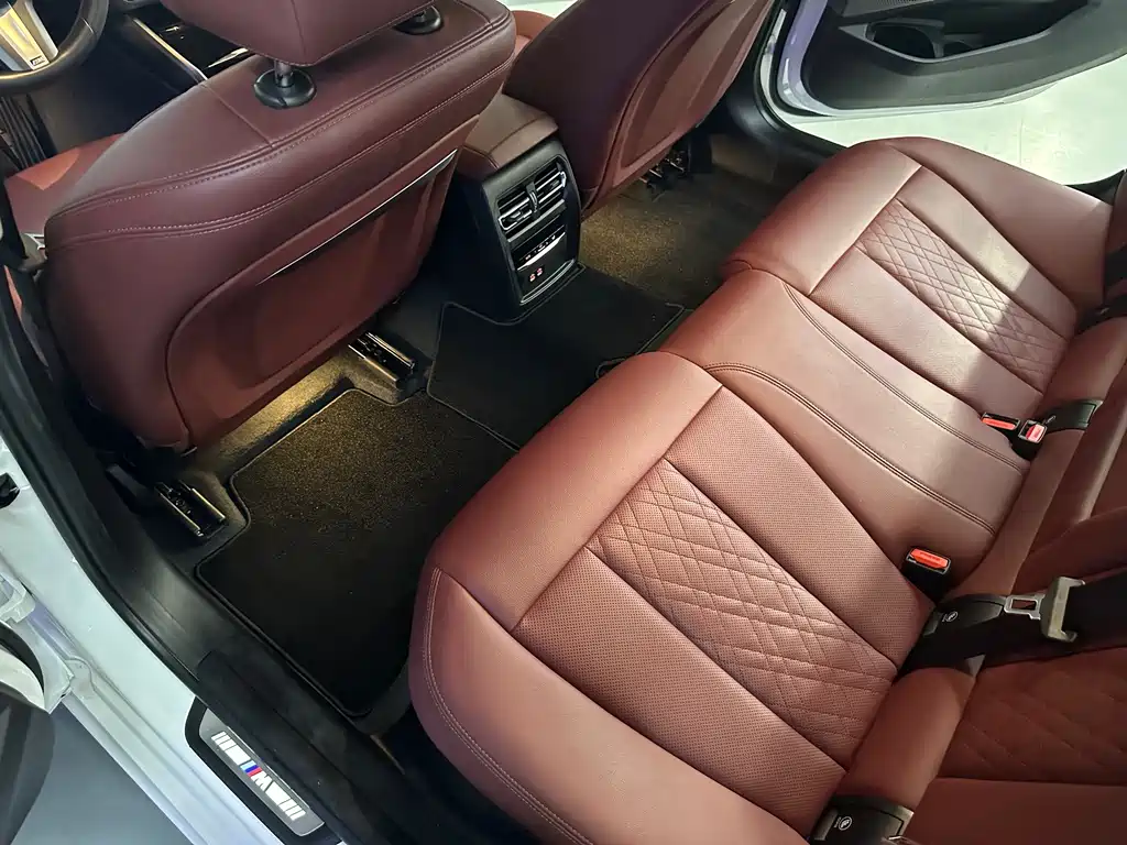 BMW 3 Series — миниатюра 5