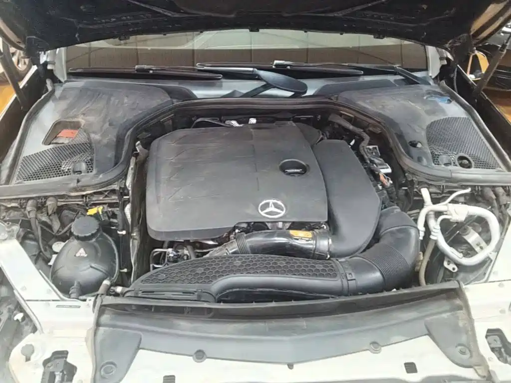 Mercedes-Benz E-Class — миниатюра 20