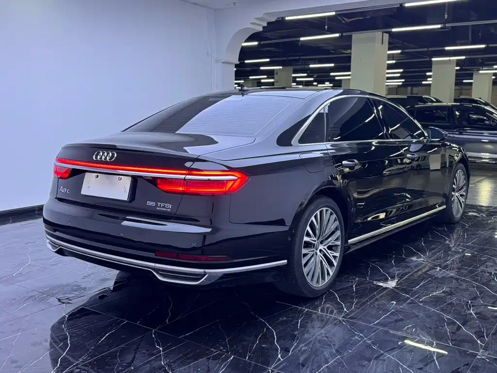 Audi A8 — миниатюра 16
