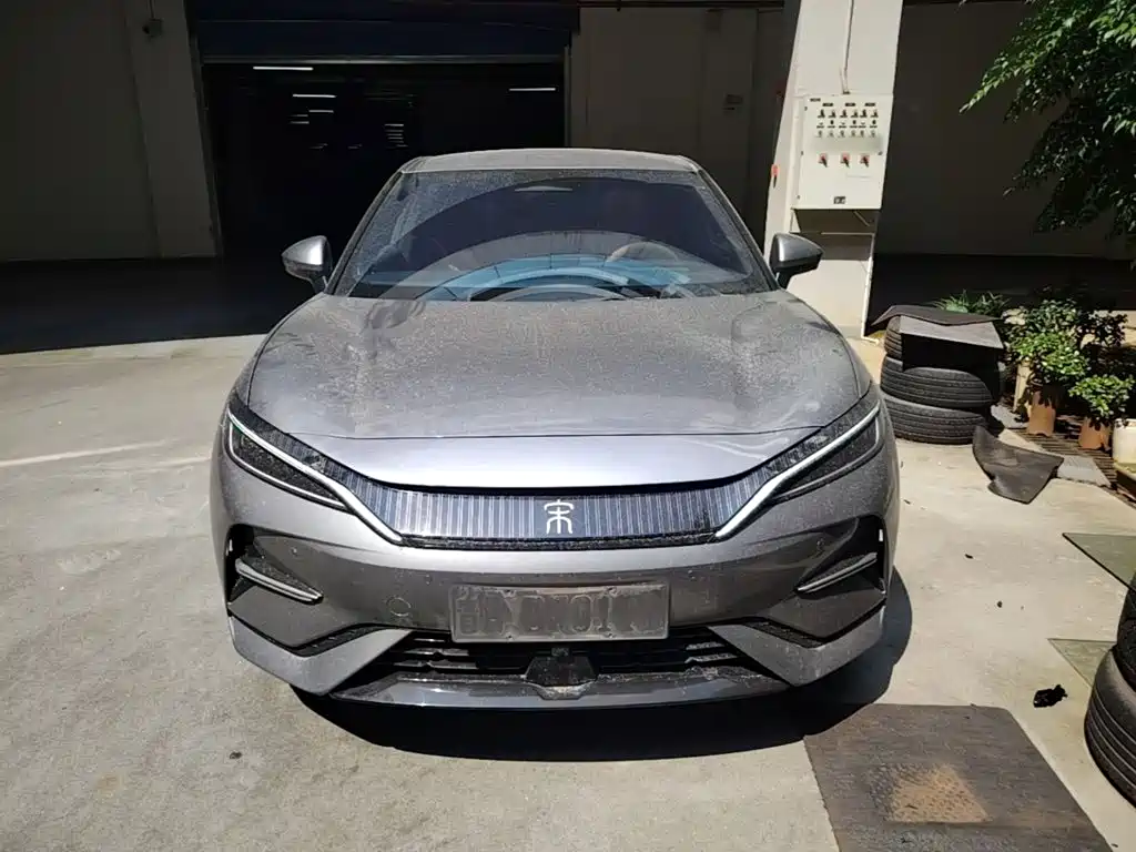 BYD L EV — миниатюра 3